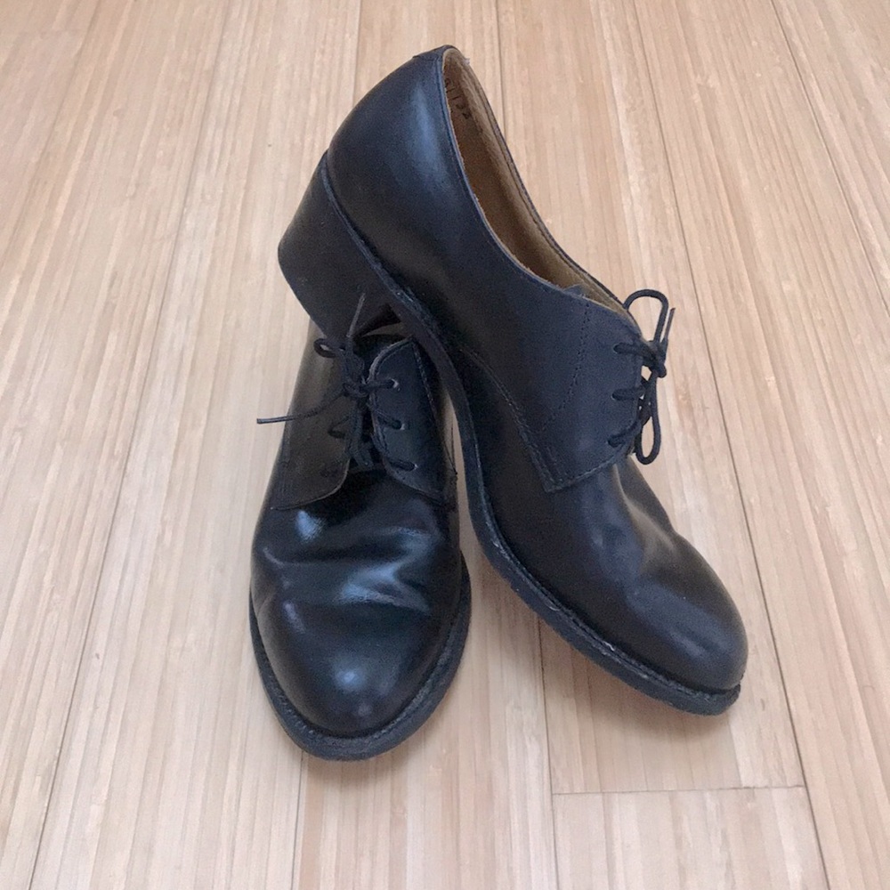 Black leather sturdy shoes